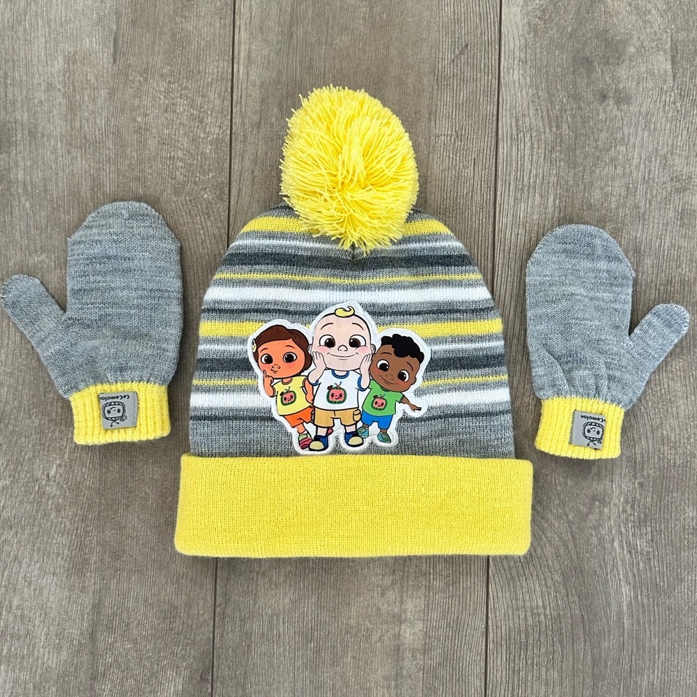 Cocomelon toddler Pom hat and mitten set new without tags